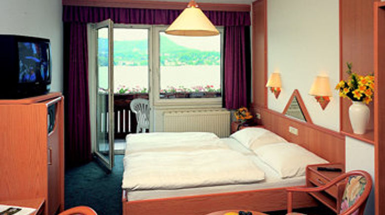 <b>Hotel Gruenberg Room</b>. Images powered by <a href="https://www.leonardoworldwide.com/" title="Leonardo Worldwide" target="_blank">Leonardo</a>.