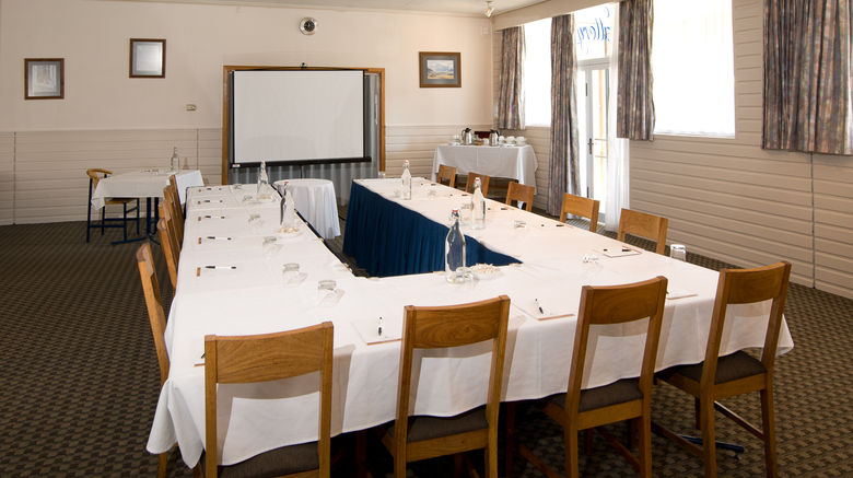 <b>Kingsgate Hotel Te Anau Meeting</b>. Images powered by <a href="https://www.leonardoworldwide.com/" title="Leonardo Worldwide" target="_blank">Leonardo</a>.