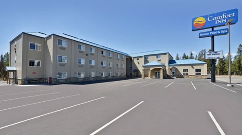Yellowstone West Gate Hotel Exterior. Images powered by <a href="https://www.leonardoworldwide.com" target="_blank" rel="noopener">Leonardo</a>.