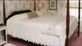 <b>Queen Anne's Revenge Inn & Suites Room</b>. Images powered by <a href="https://www.leonardoworldwide.com/" title="Leonardo Worldwide" target="_blank">Leonardo</a>.