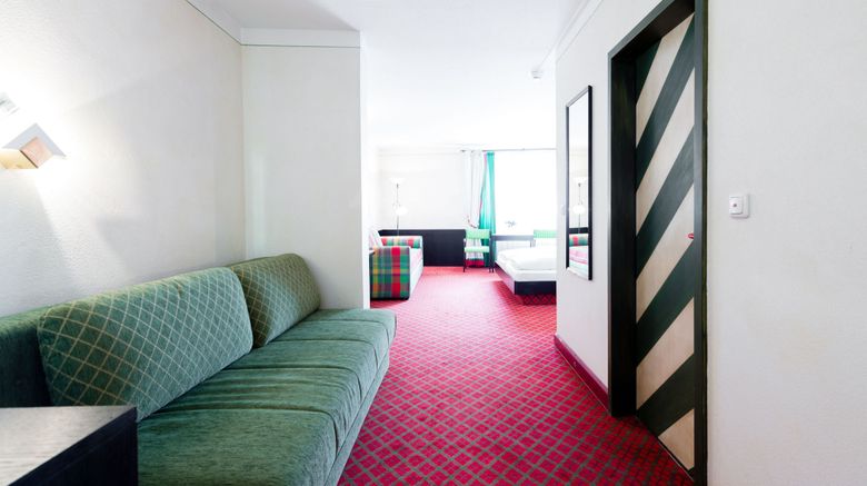 <b>Schrofenstein Hotel Room</b>. Images powered by <a href="https://www.leonardoworldwide.com/" title="Leonardo Worldwide" target="_blank">Leonardo</a>.