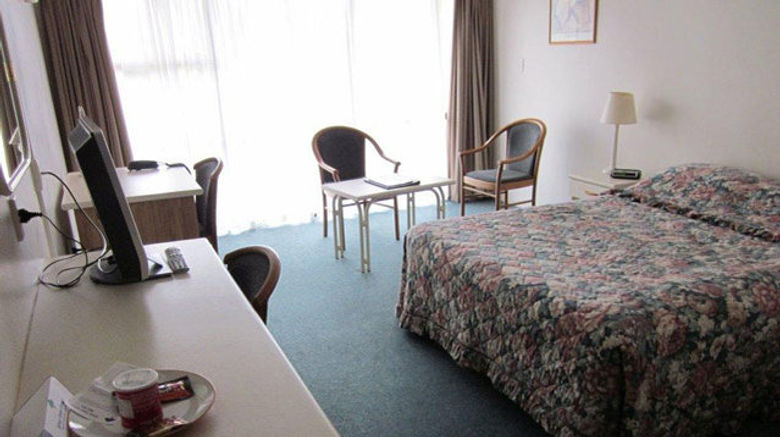 <b>Allenby Park Hotel Room</b>. Images powered by <a href="https://www.leonardoworldwide.com/" title="Leonardo Worldwide" target="_blank">Leonardo</a>.