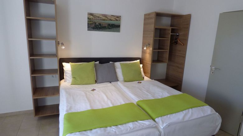 <b>Art Inn Hotel Dinslaken Room</b>. Images powered by <a href="https://www.leonardoworldwide.com/" title="Leonardo Worldwide" target="_blank">Leonardo</a>.