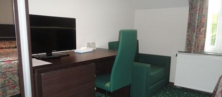 Auberge du Souverain Room