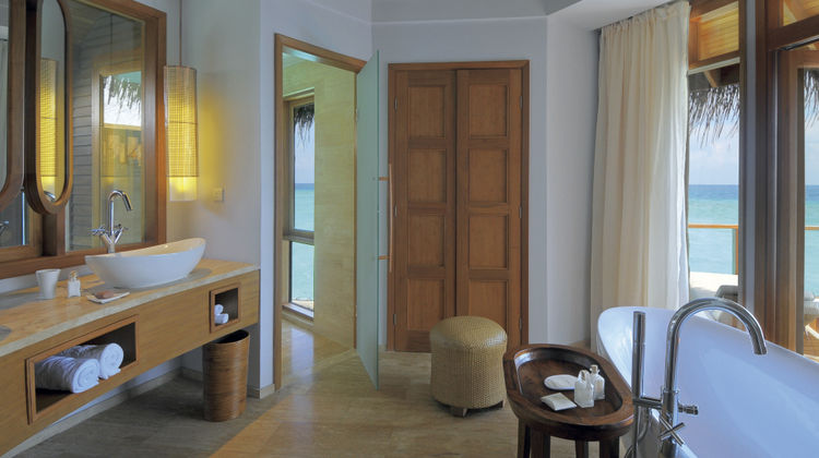 Constance Halaveli Resort Maldives Room