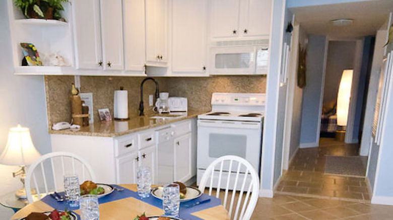 <b>Seascape Condominiums Suite</b>. Images powered by <a href="https://www.leonardoworldwide.com/" title="Leonardo Worldwide" target="_blank">Leonardo</a>.
