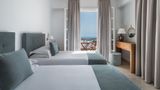<b>Atlantis Hotel Room</b>. Images powered by <a href="https://www.leonardoworldwide.com/" title="Leonardo Worldwide" target="_blank">Leonardo</a>.