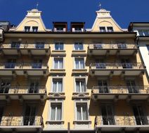 Alpina Hotel Exterior