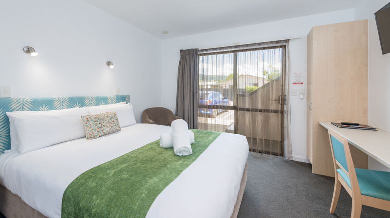 <b>Bella Vista Motel Nelson Room</b>. Images powered by <a href="https://www.leonardoworldwide.com/" title="Leonardo Worldwide" target="_blank">Leonardo</a>.