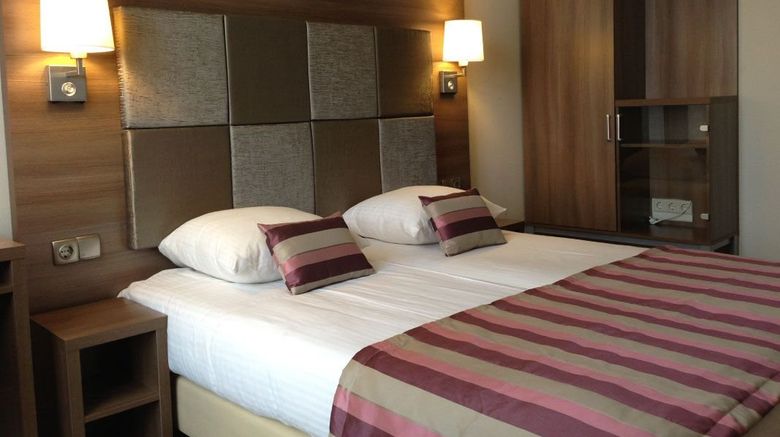 <b>Hotel Cordial Room</b>. Images powered by <a href="https://www.leonardoworldwide.com/" title="Leonardo Worldwide" target="_blank">Leonardo</a>.