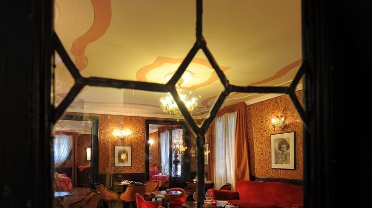 Hotel Flora Lobby