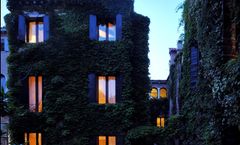 Hotel Flora