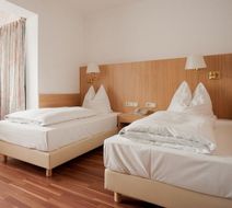Hotel Bellevue Duesseldorf Room