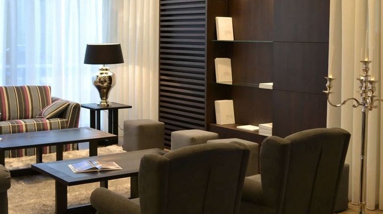<b>Blue Woods Hotel Lobby</b>. Images powered by <a href="https://www.leonardoworldwide.com/" title="Leonardo Worldwide" target="_blank">Leonardo</a>.