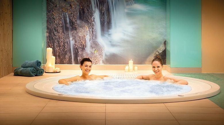 <b>Hotel Palac Romantyczny Pool</b>. Images powered by <a href="https://www.leonardoworldwide.com/" title="Leonardo Worldwide" target="_blank">Leonardo</a>.