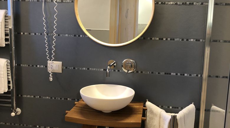 <b>Artemisia Resort Room</b>. Images powered by <a href="https://www.leonardoworldwide.com/" title="Leonardo Worldwide" target="_blank">Leonardo</a>.