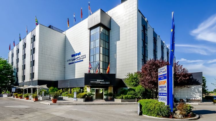 Hotel Bologna Airport Exterior