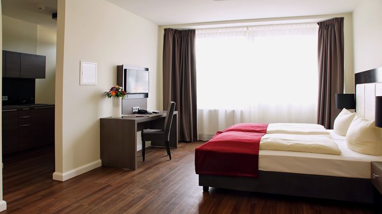 Milbor Hotel Room