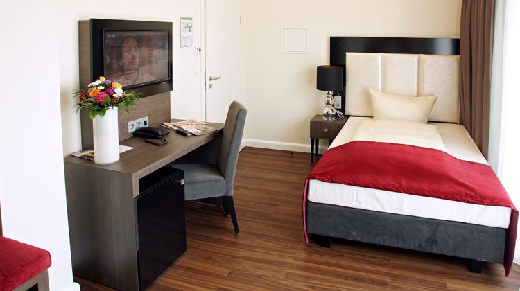 Milbor Hotel Room