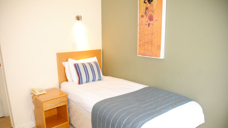 <b>The Rugby Hotel Room</b>. Images powered by <a href="https://www.leonardoworldwide.com/" title="Leonardo Worldwide" target="_blank">Leonardo</a>.