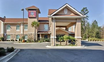 Magnolia Inn & Suites