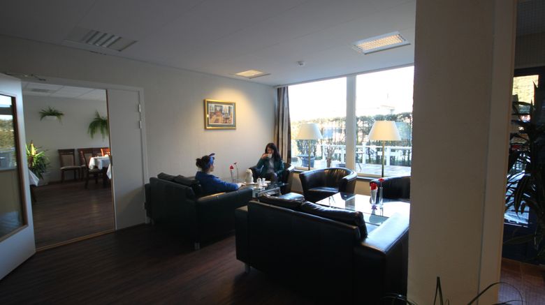 <b>Kinn Hotel Floro Lobby</b>. Images powered by <a href="https://www.leonardoworldwide.com/" title="Leonardo Worldwide" target="_blank">Leonardo</a>.