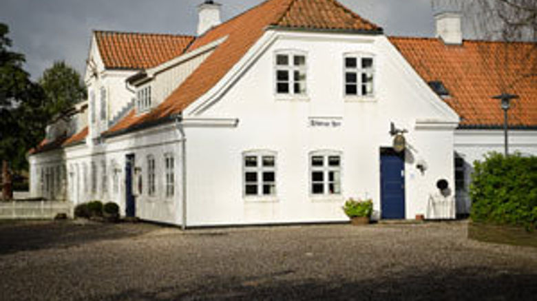 <b>Tylstrup Kro Hotel Exterior</b>. Images powered by <a href="https://www.leonardoworldwide.com/" title="Leonardo Worldwide" target="_blank">Leonardo</a>.