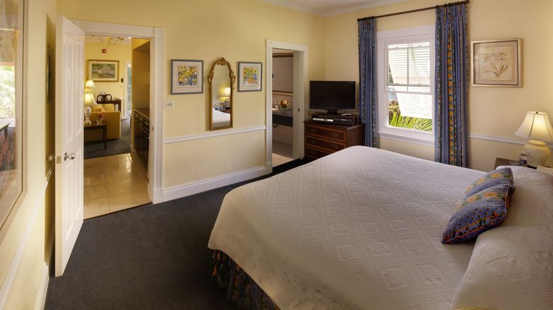<b>Royal Palms Hotel Room</b>. Images powered by <a href="https://www.leonardoworldwide.com/" title="Leonardo Worldwide" target="_blank">Leonardo</a>.