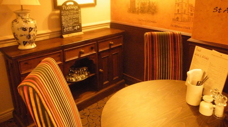 <b>Saracens Head Hotel Restaurant</b>. Images powered by <a href="https://www.leonardoworldwide.com/" title="Leonardo Worldwide" target="_blank">Leonardo</a>.