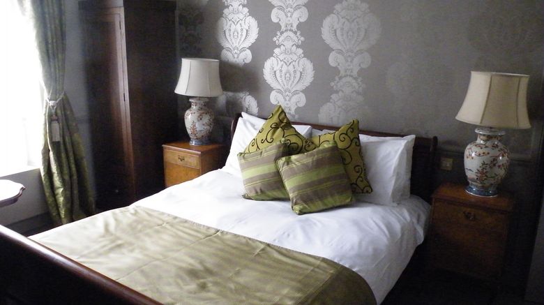 <b>Saracens Head Hotel Room</b>. Images powered by <a href="https://www.leonardoworldwide.com/" title="Leonardo Worldwide" target="_blank">Leonardo</a>.