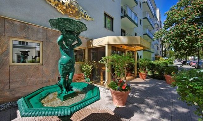 Hotel Villa Kastania Exterior