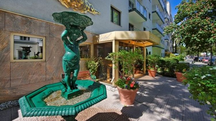 Hotel Villa Kastania Exterior