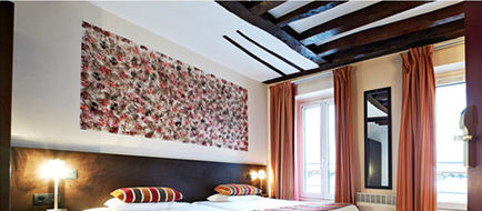 Newhotel Lafayette Room