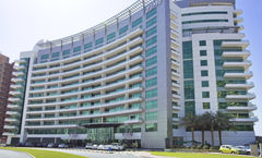 Time Oak Hotel And Suites