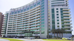 Time Oak Hotel And Suites