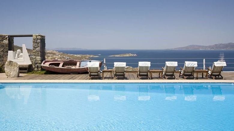 <b>Tharroe of Mykonos Pool</b>. Images powered by <a href="https://www.leonardoworldwide.com/" title="Leonardo Worldwide" target="_blank">Leonardo</a>.