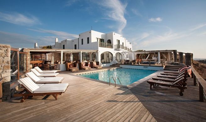 Tharroe of Mykonos Exterior