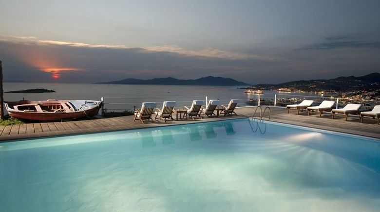 <b>Tharroe of Mykonos Exterior</b>. Images powered by <a href="https://www.leonardoworldwide.com/" title="Leonardo Worldwide" target="_blank">Leonardo</a>.