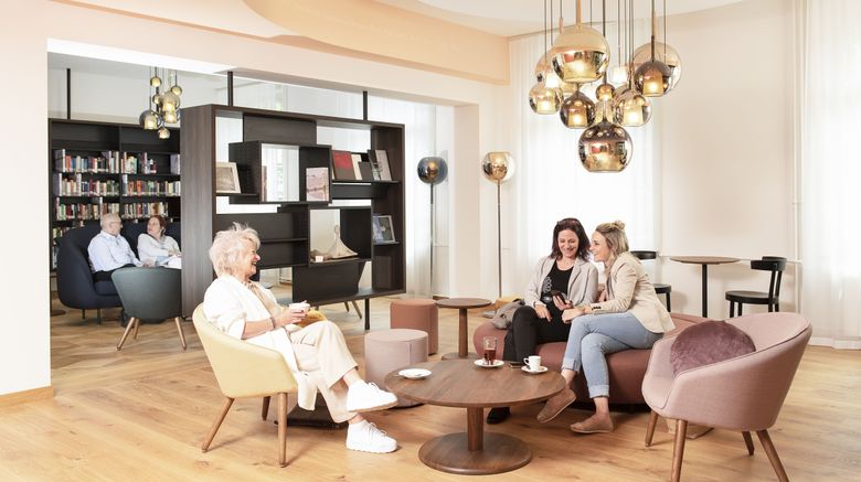 <b>Schuetzen Hotels Lobby</b>. Images powered by <a href="https://www.leonardoworldwide.com/" title="Leonardo Worldwide" target="_blank">Leonardo</a>.