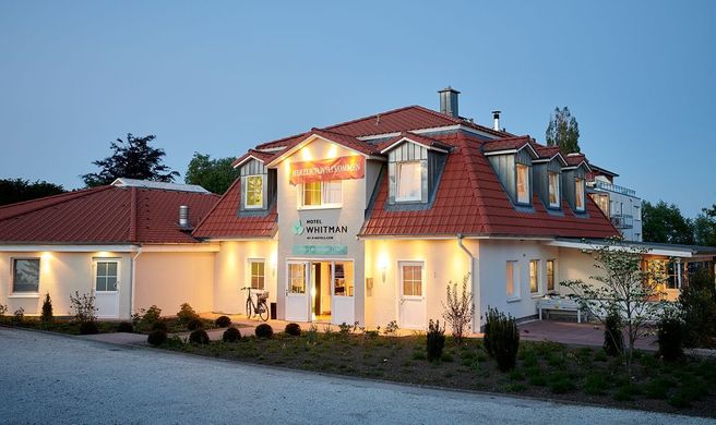 Hotel Whitman Exterior