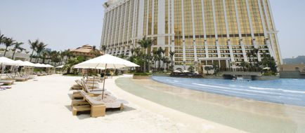 Hotel Okura Macau, Galaxy Macau Exterior