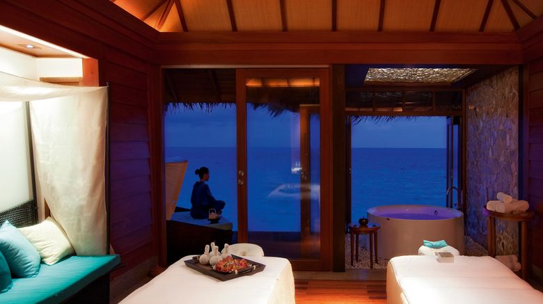 <b>Constance Halaveli Resort Maldives Spa</b>. Images powered by <a href="https://www.leonardoworldwide.com/" title="Leonardo Worldwide" target="_blank">Leonardo</a>.