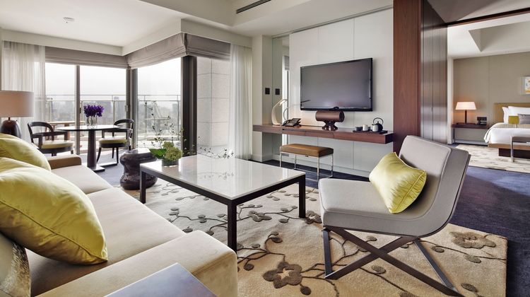 Palace Hotel Tokyo Suite