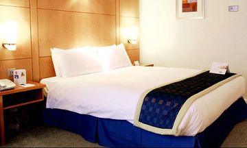 Holiday Inn London Heathrow