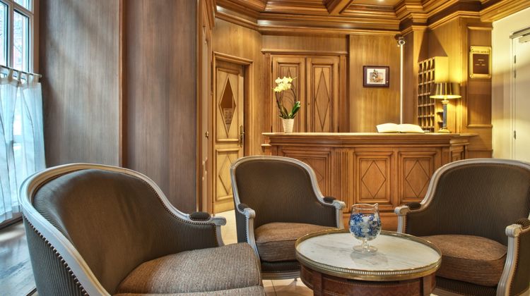Murat Hotel Lobby