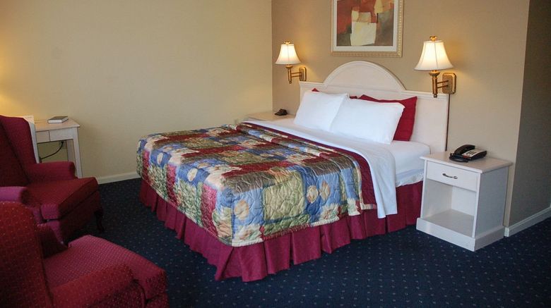 <b>Golden Manor Inn & Suites Room</b>. Images powered by <a href="https://www.leonardoworldwide.com/" title="Leonardo Worldwide" target="_blank">Leonardo</a>.