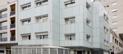 Bon Port Hotel Exterior