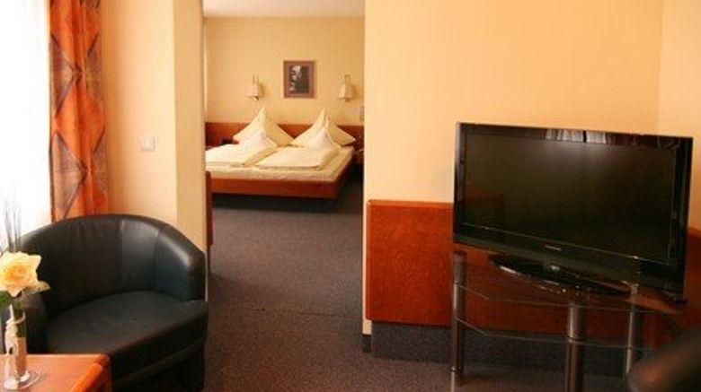 <b>Hotel St Georg Suite</b>. Images powered by <a href="https://www.leonardoworldwide.com/" title="Leonardo Worldwide" target="_blank">Leonardo</a>.