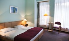 City Hotel Pilvax