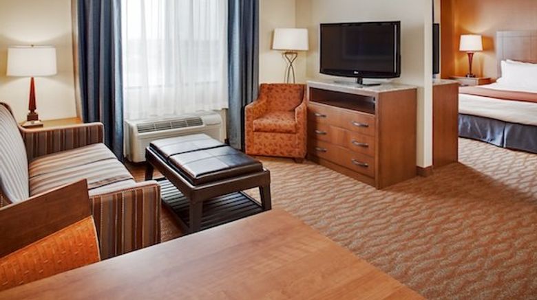 <b>Holiday Inn Express & Suites Suite</b>. Images powered by <a href="https://www.leonardoworldwide.com/" title="Leonardo Worldwide" target="_blank">Leonardo</a>.